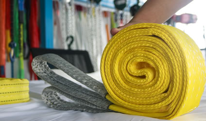 天津預(yù)制混凝土簡支箱梁提升吊裝作業(yè)