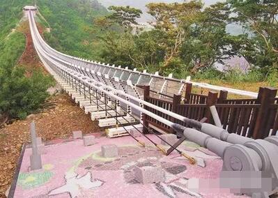 山川琉璃吊橋項目部