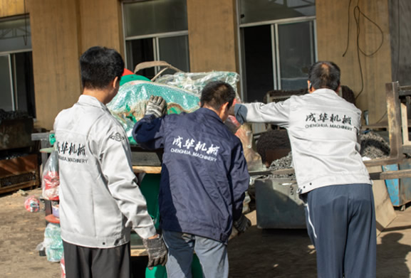 成華機械車間倉儲搬運現(xiàn)場